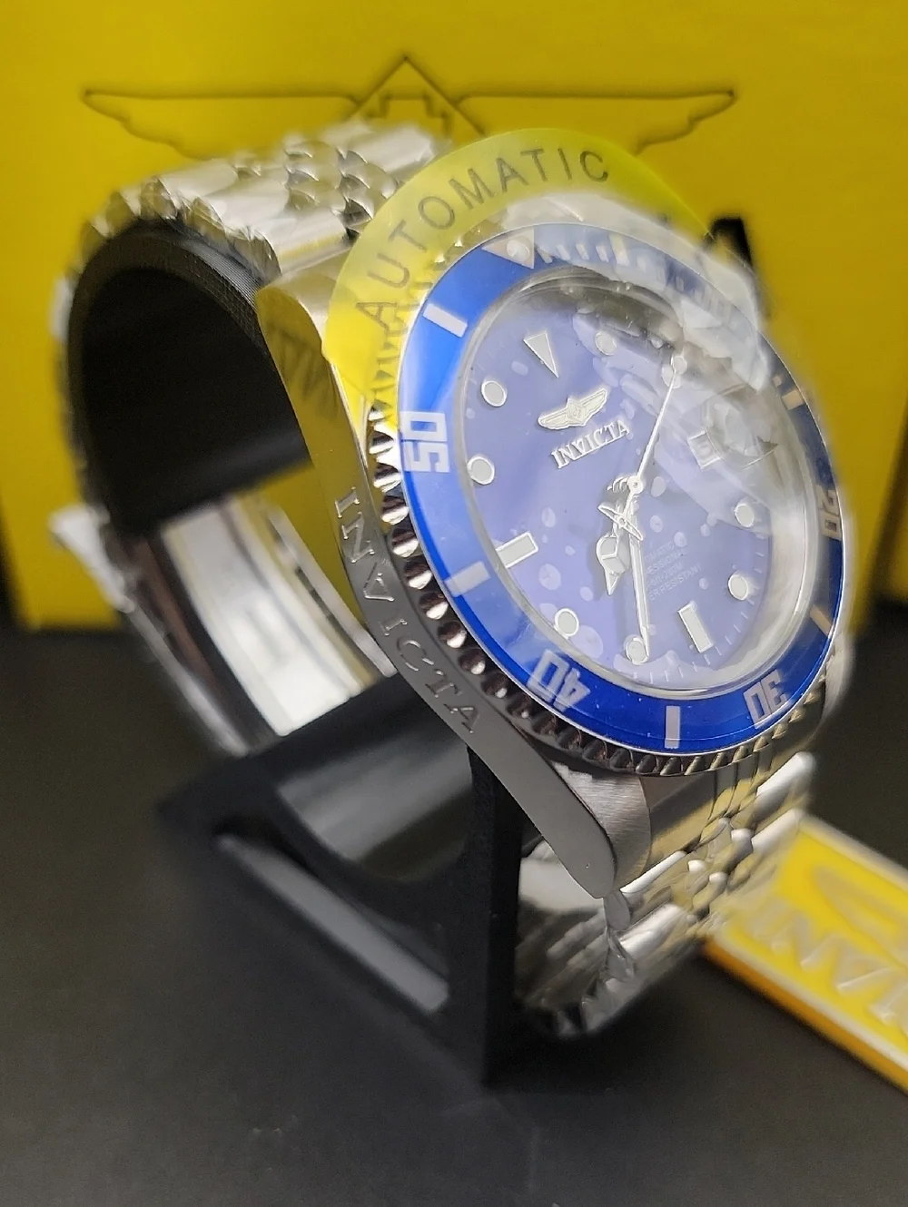 29179 Invicta Mens Automatic Pro Diver 42mm Navigator Vivid Blue Watch Stainless